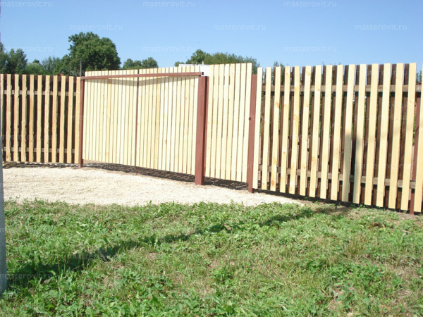 Недорогой забор для дачи (152 фото)